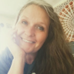 Meet your Posher, Catherine